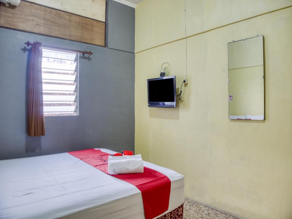 Reddoorz Syariah @ Lempuyangan Hotel Yogyakarta Ngoại thất bức ảnh