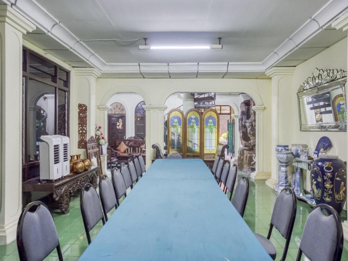 Reddoorz Syariah @ Lempuyangan Hotel Yogyakarta Ngoại thất bức ảnh